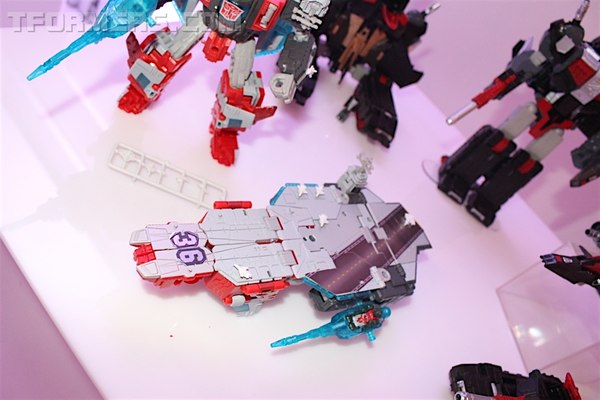 NYCC 2016   First Look At Sixshot, Broadside, Sky Shadow, Perceptor, And More Transformers  (11 of 137)